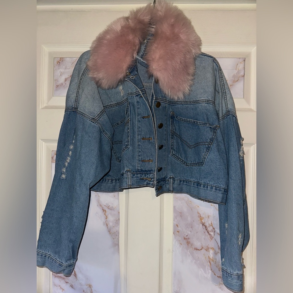 Essue Blue Denim Jacket with Pink Faux Fur Collar
